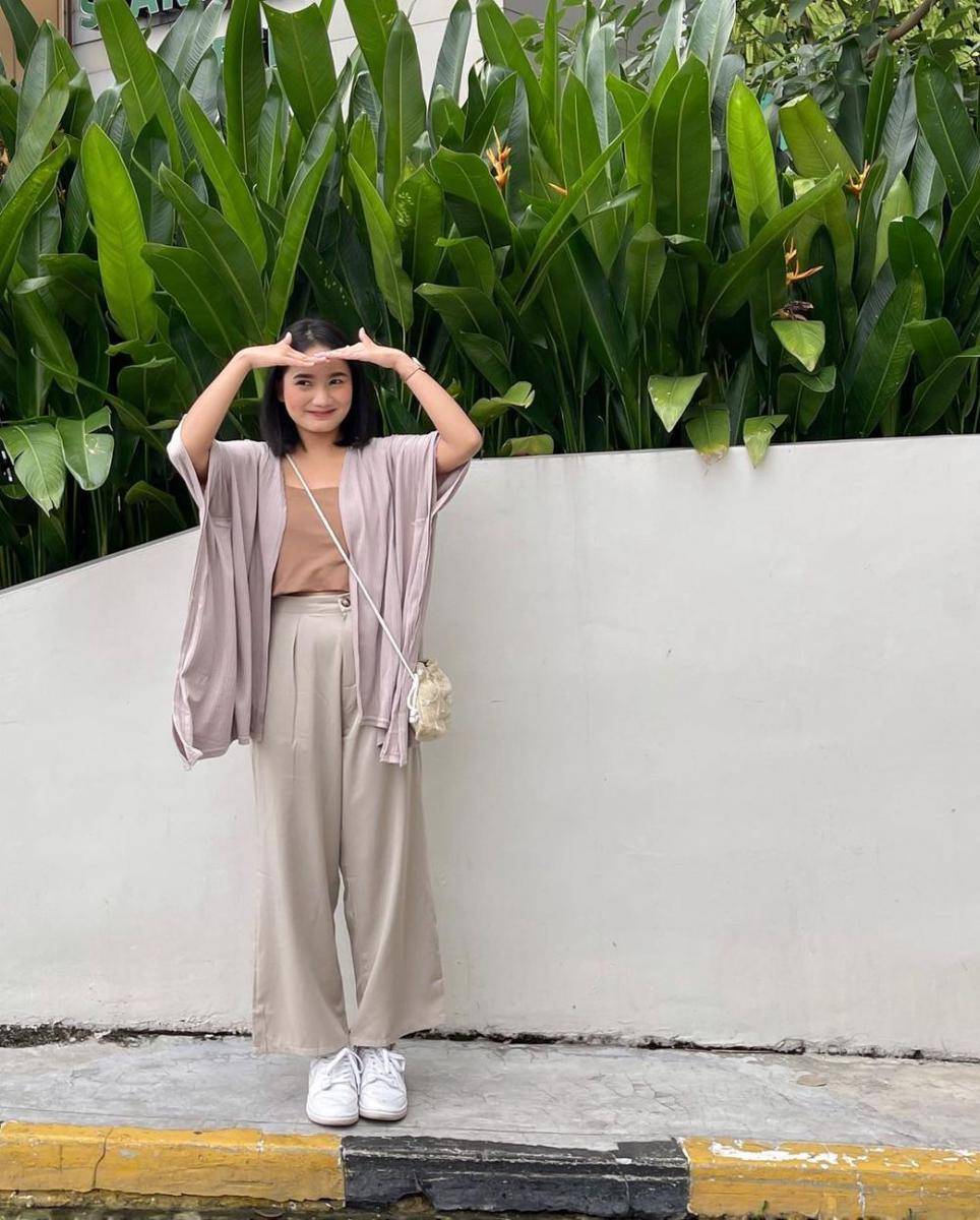 padu padan outer ala selebgram Jesicaceren (instagram.com/jesicaceren)