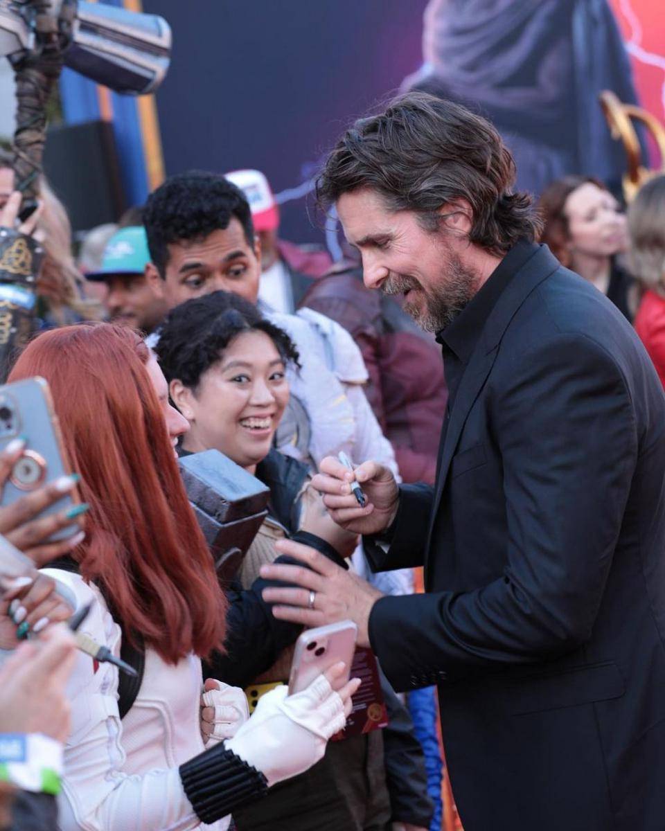 Christian Bale (instagram.com/thorofficial)