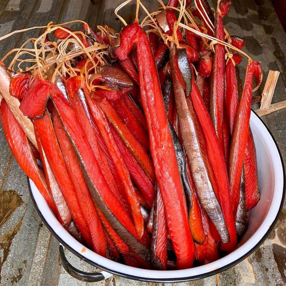 ilustrasi king salmon strips (instagram.com/setthenet)