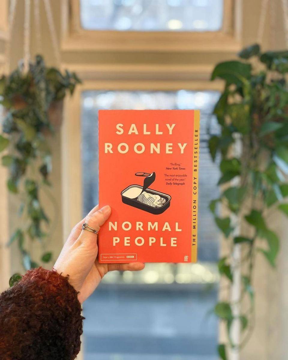 Normal People (instagram.com/sam_book_nook)