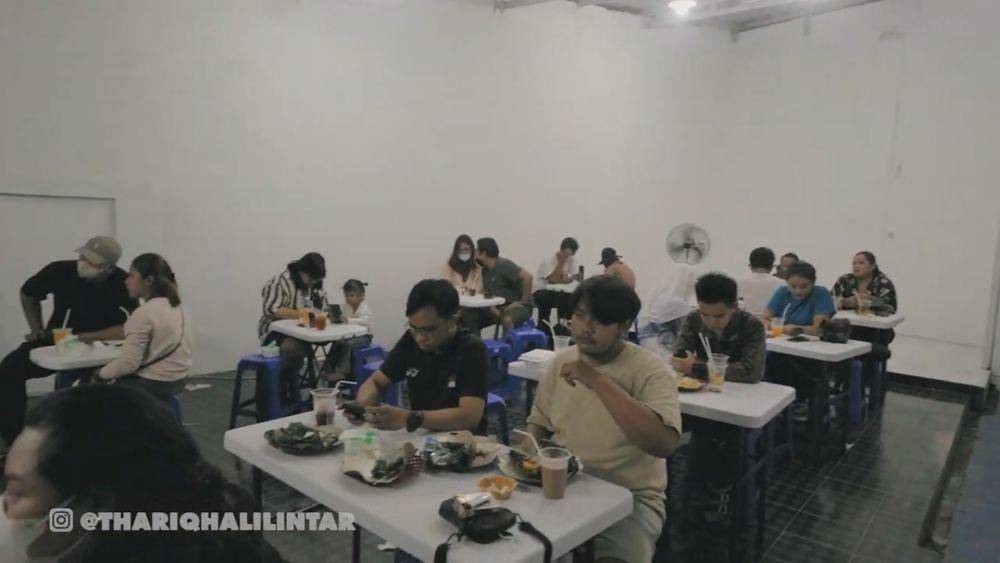 potret warung nasi bakar Melati (youtube.com/thariqhalilintar)