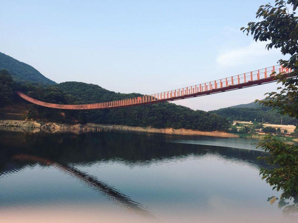 Landmark Paling Populer di Paju, Ini 9 Potret Jembatan Gantung Majang