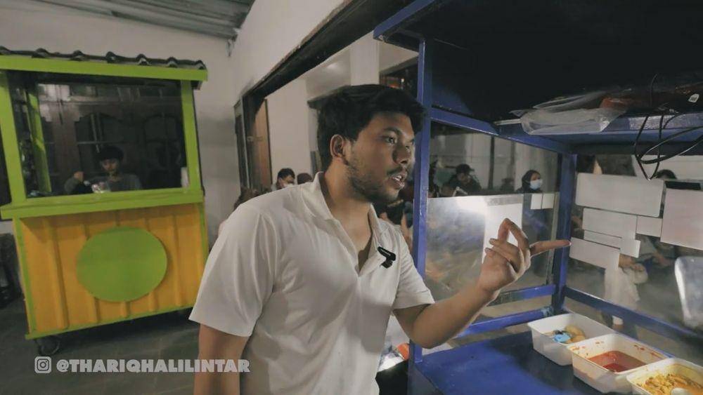 potret warung nasi bakar Melati (youtube.com/thariqhalilintar)