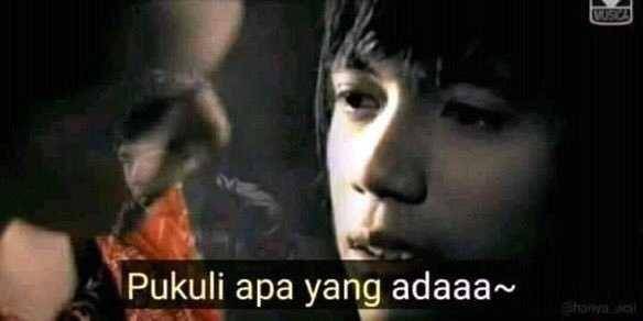 meme plesetan lirik lagu (twitter.com/llemirabelle)