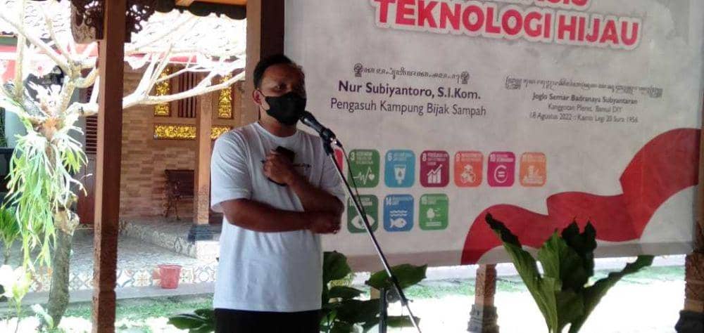 Ketua Komunitas Bijak Sampah, Megan Pramudia. (IDN Times/Daruwaskita)