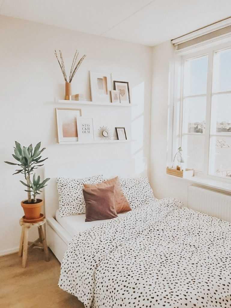 kamar tidur estetik (farmfoodfamily.com)