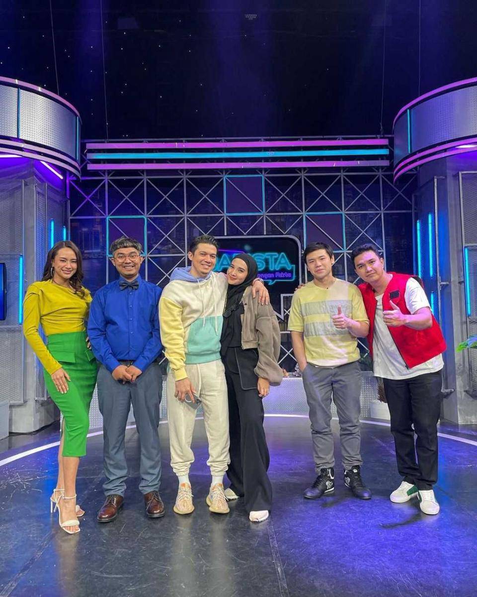pengisi acara Talksik (instagram.com/talksik.transtv)