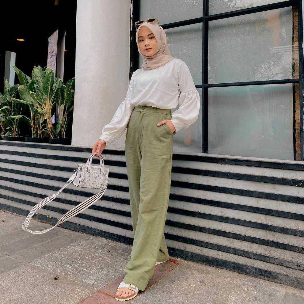 OOTD Buat Kuliah (instagram.com/alifhiafitri)