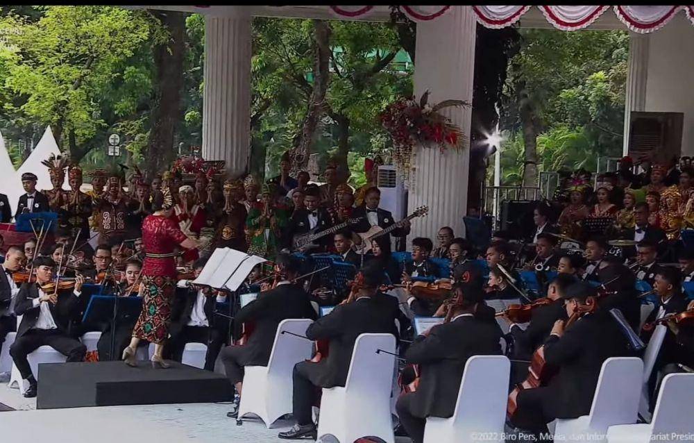 Tangkap layar pelaksanakan upacara pengibaran HUT RI ke-77 di Istana Negara (IDN Times/Istimewa)