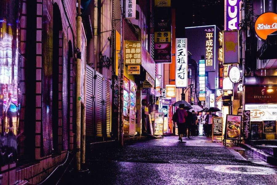ilustrasi lampu jalan (pexels.com/Aleksandar Pasaric)