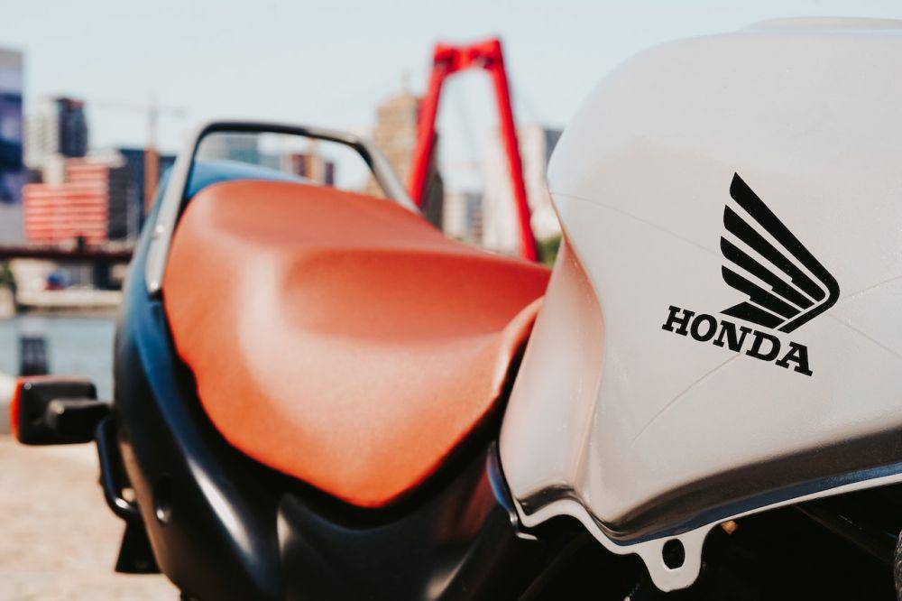 ilustrasi motor Honda (pexels.com//Maarten van den Heuvel)
