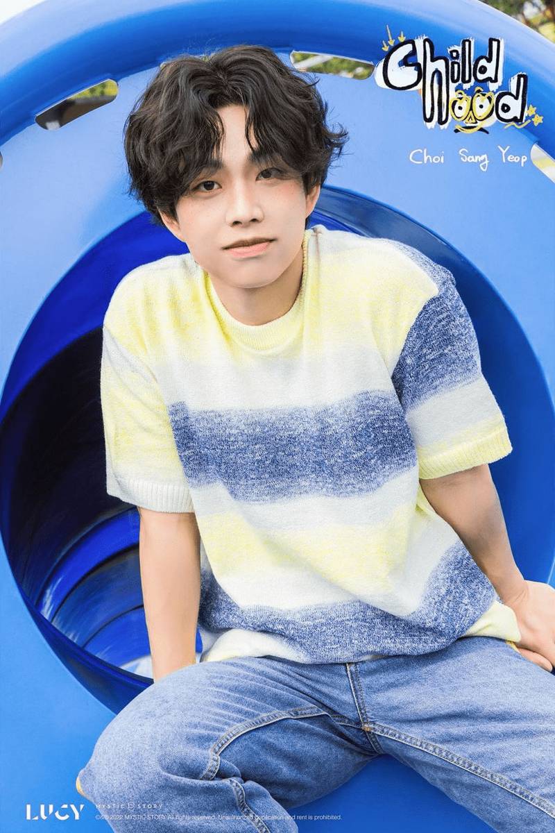 Choi Sangyeop dalam official photo 1st Full Album Lucy Band Childhood (instagram.com/band_lucy)