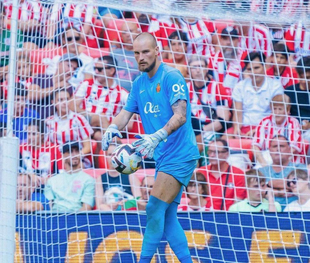 Predrag Rajković saat membela Mallorca di LaLiga. (instagram.com/rcdmallorcaoficial)