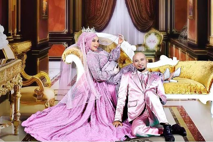 10 Pemotretan Maternity Roro Fitria, Siap Menyambut Baby Sulthan