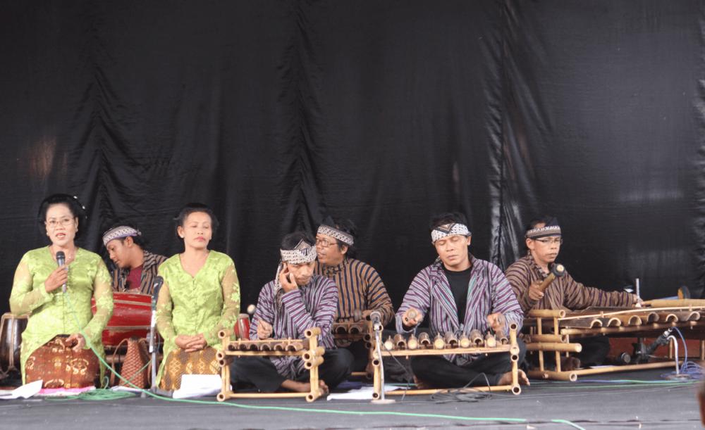 5 Alat Musik Tradisional Jogja, Mainkan Yuk!