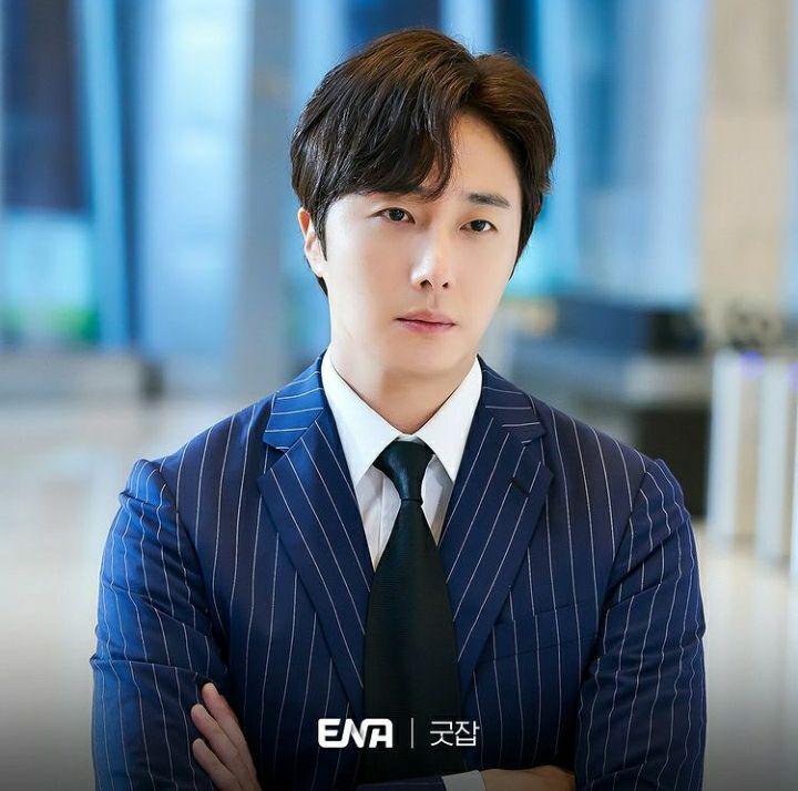 Jung Il Woo di Good Job (instagram.com/channel.ena.d)