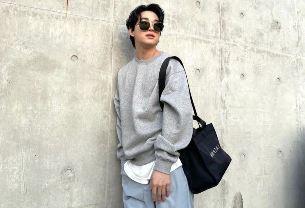 10 Ide OOTD ke Kampus ala Henry Lau, Simpel dan Trendi!