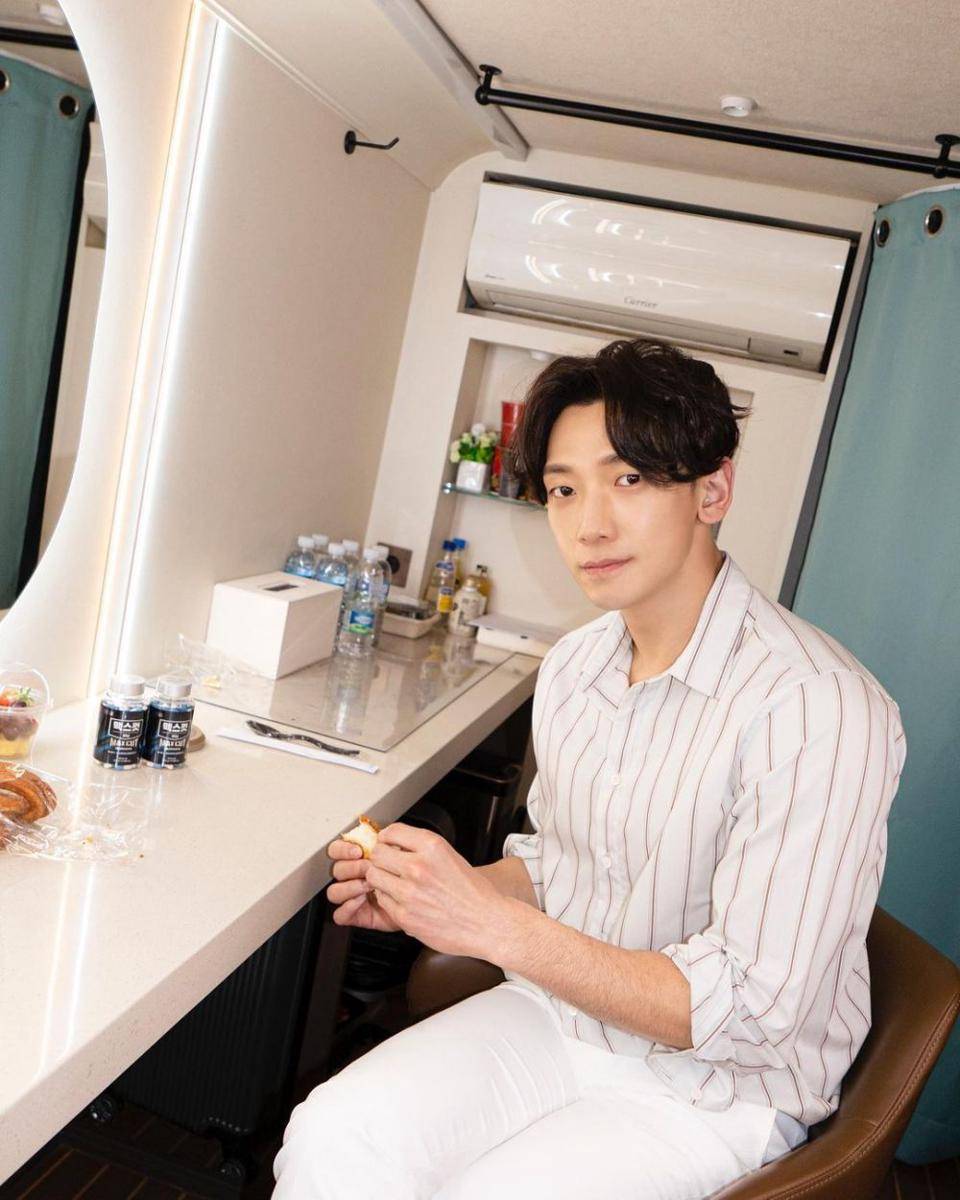 Rain (instagram.com/rain_oppa)