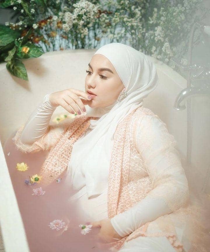 Maternity shoot anak kedua Irish Bella. (instagram.com/_irishbella_)