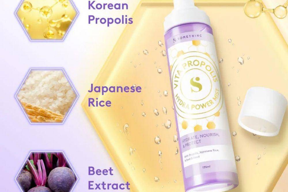 SOMETHINC Vita Propolis Hydra Power Mist (instagram.com/somethincofficial)