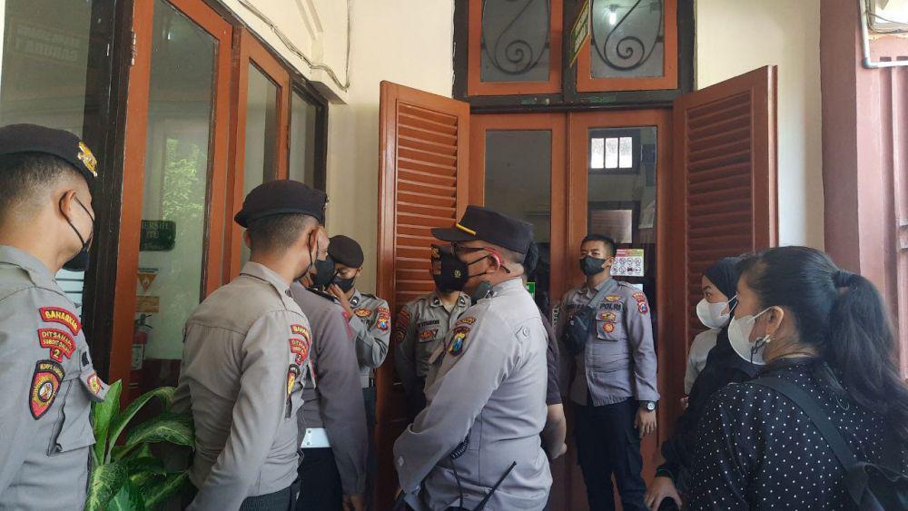 Suasana persidangan Bechi di PN Surabaya, Jumat (19/8/2022). (IDN Times/Fika Febriana).