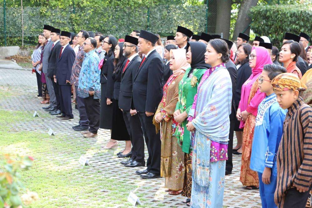 Suasana upacara bendera HUT RI-77 di Jenewa. (dok. PTRI Jenewa)