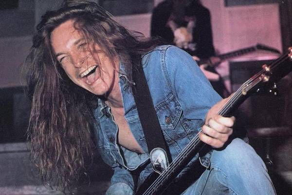 Cliff Burton (instagram.com/cliffburtonfamily)