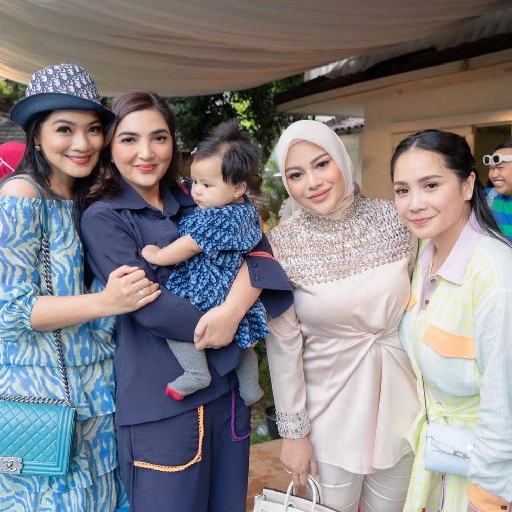 artis hadiri ulang tahun Rafathar (Instagram.com/titi_kamall)