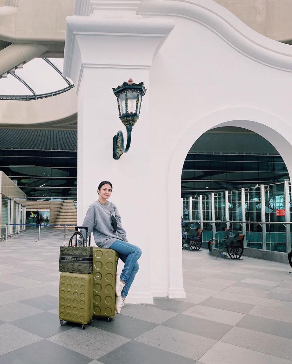 10 OOTD Traveling ala Michelle Ziudith, Variatif dan Gak Ribet