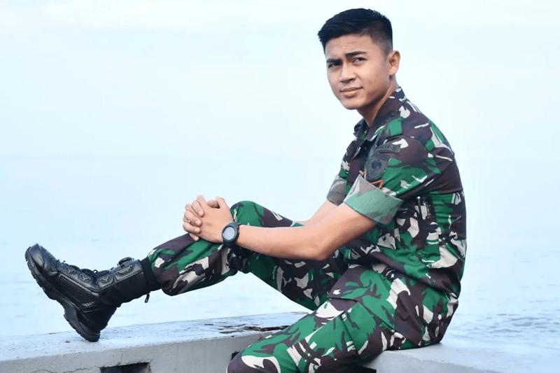 11 Gaya Rambut Cepak Militer yang Maskulin, Dijamin Bebas Gerah!