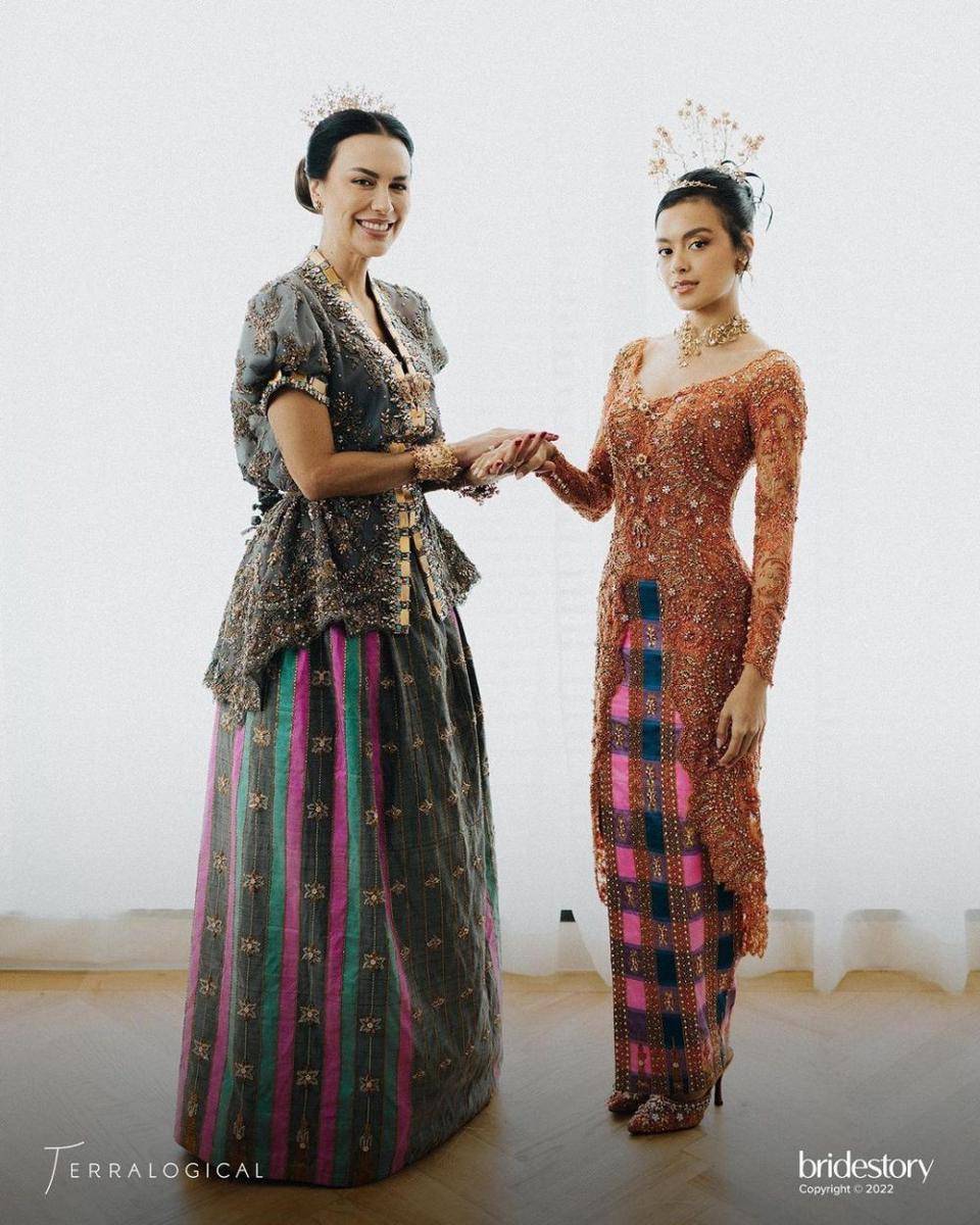 Kebaya brokat ibu dan anak. (instagram.com/evacelia)