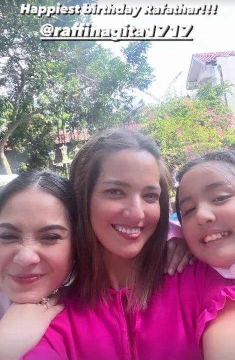 artis hadiri ulang tahun Rafathar (Instagram.com/ramadhaniabakrie)