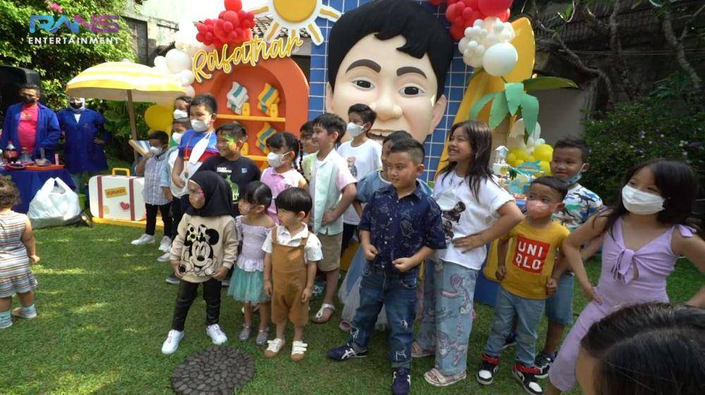 ulang tahun Rafathar (youtube.com/rans entertainment)