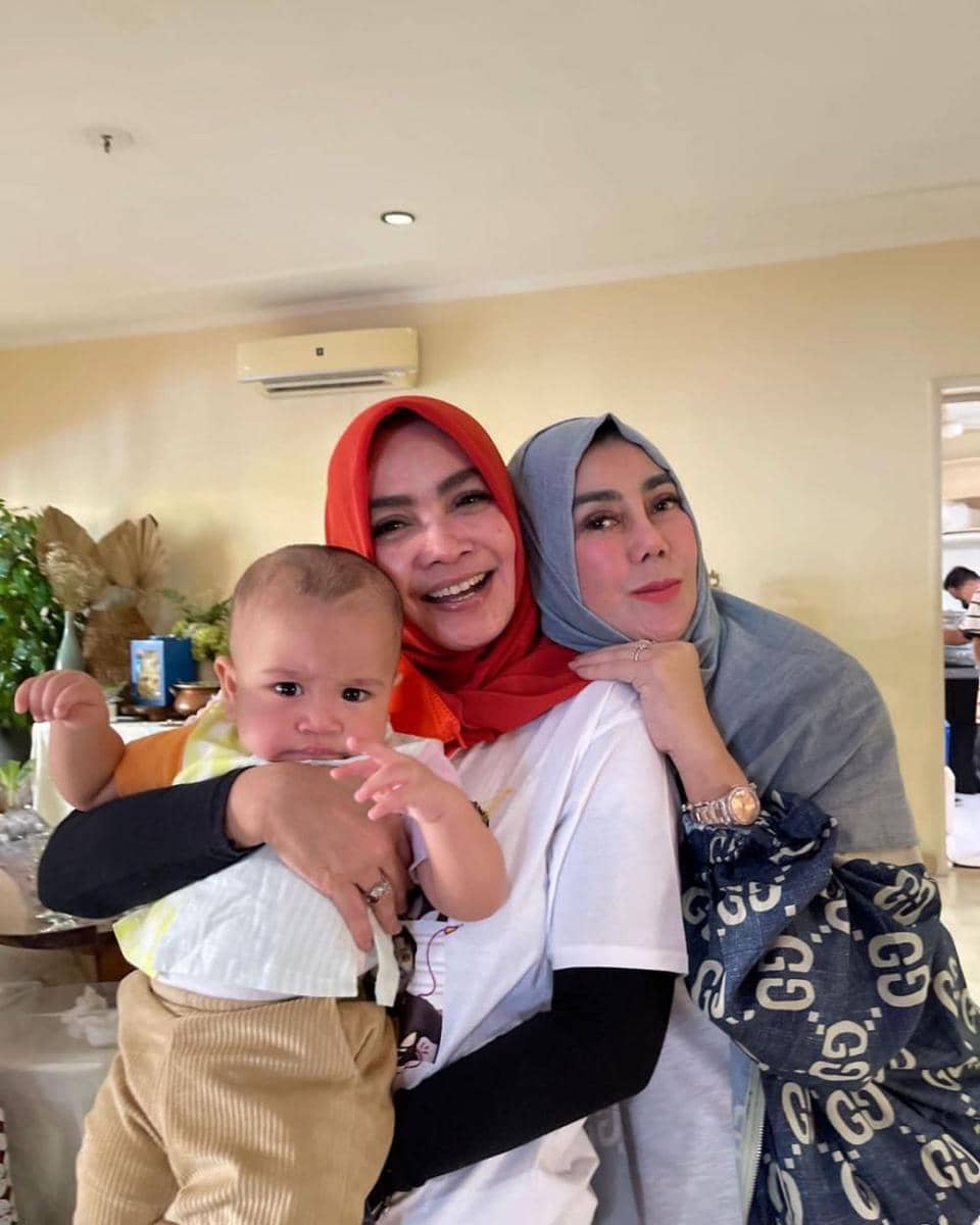 artis hadiri ulang tahun Rafathar (Instagram.com/amy_r_qanita)