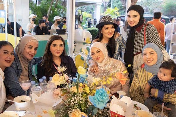 10 Potret Artis Hadiri Ultah Rafathar, Lesti dan Celine Dangdutan!