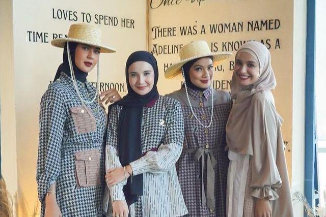 10 Potret Paula dan Titi Kamal di Fashion Show Zaskia Sungkar