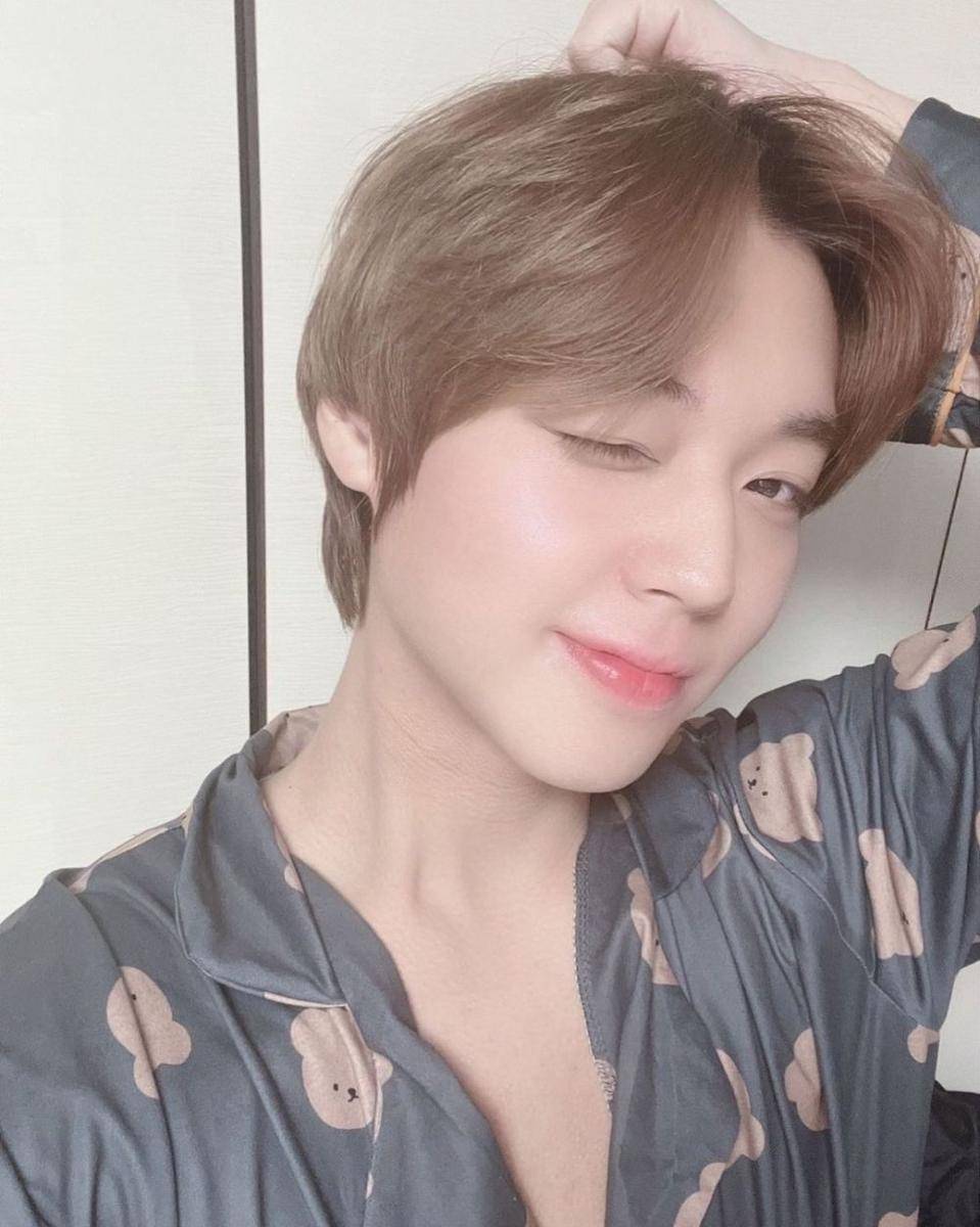 Park Ji Hoon (instagram.com/0529.jihoon.ig)