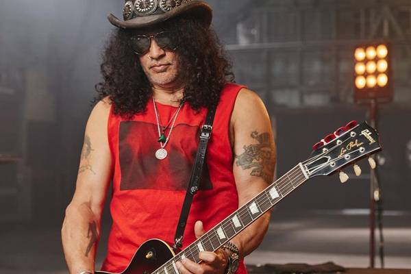 Slash sebagai gitaris terbaik dunia (instagram.com/slash)