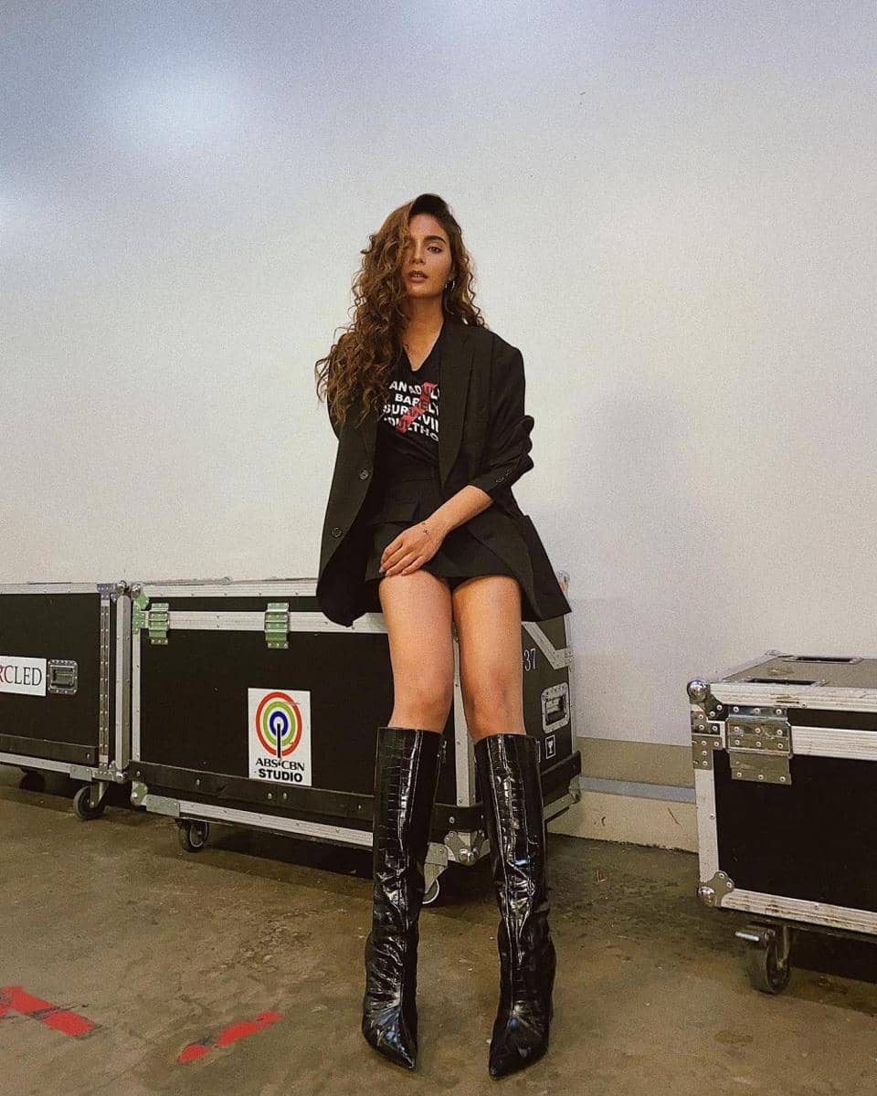 Lovi Poe (instagram.com/lovipoe)