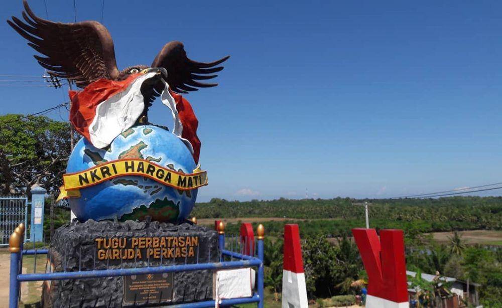 Tugu Garuda Perkasa di Pulau Sebatik, Kalimantan Utara (instagram.com/ignatiasudiarta)