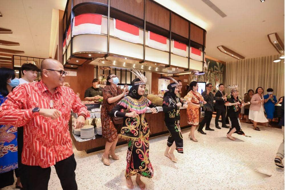 Kemeriahan pembukaan Festival Kuliner Indonesia di China. (dok. KBRI Beijing)