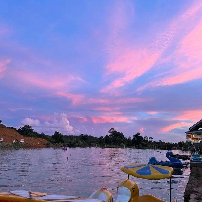 Potret Taman Wisata Bukit Semugang di Kapuas Hulu (instagram.com/semugang)