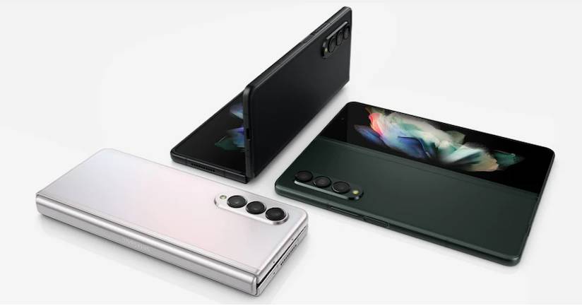 smartphone Fold3 (dok. Samsung/Fold3)