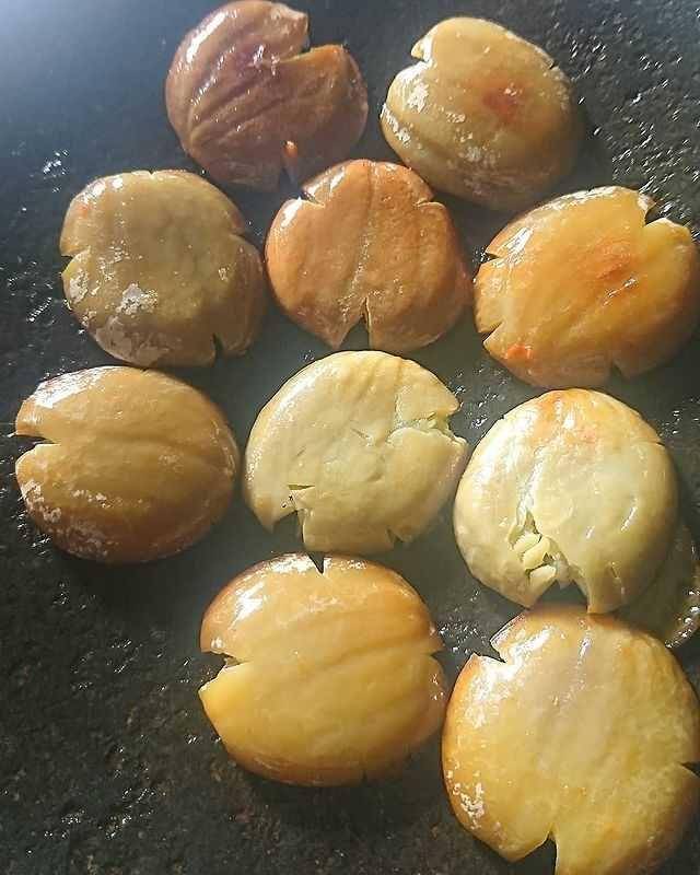 ilustrasi jengkol geprek (instagram.com/resep.minang)