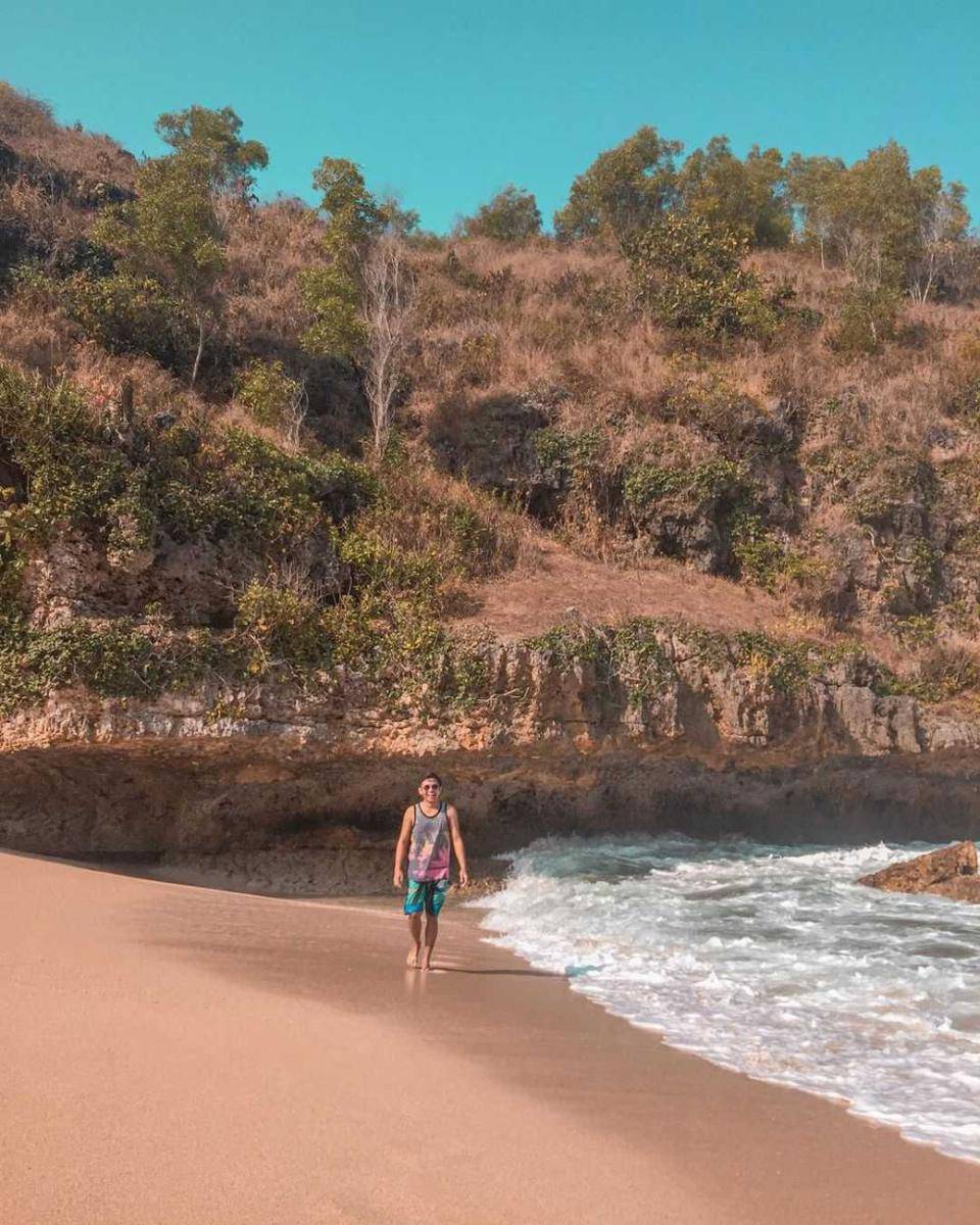 Pantai Ngluwen (instagram.com/itsandynic)