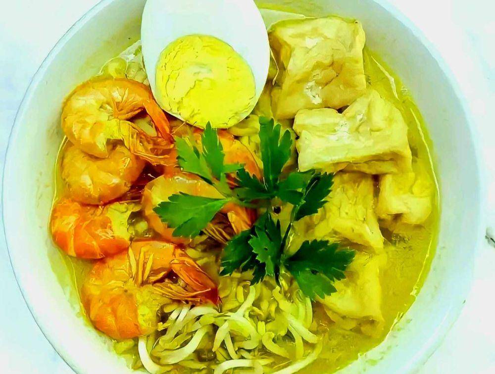 Soto mie udang (facebook.com/@indirapupu)