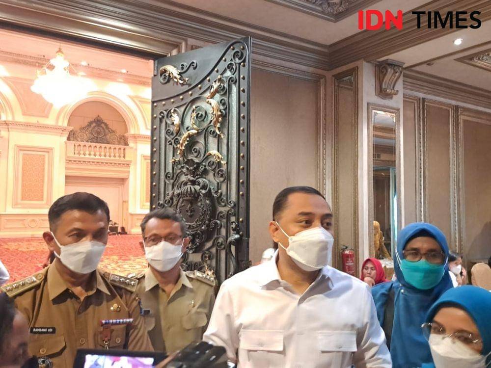 Wali Kota Surabaya, Eri Cahyadi ditemui di Empire Palace Surabaya, Senin (22/8/2022). (IDN Times/Khusnul Hasana).