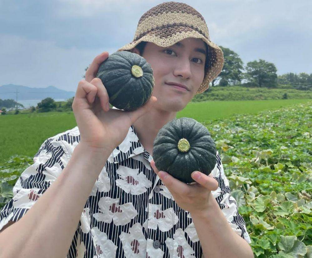 Kwak Dong Yeon (instagram.com/kwakdongyeon0/)