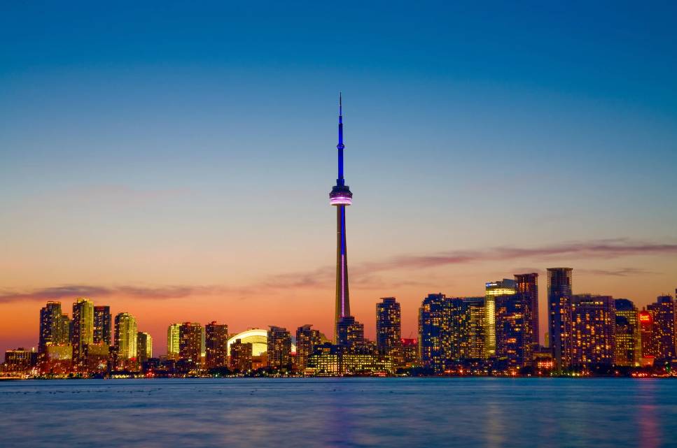 Toronto (nationalgeographic.com)