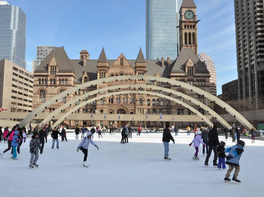 Toronto City Hall (britannica.com)